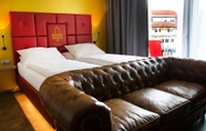 Kamar Tidur 7 Hotel Rocket Rooms Velden