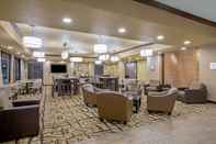Quầy bar, cafe và phòng lounge La Quinta Inn & Suites by Wyndham Gillette