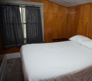 Kamar Tidur 5 Mission Springs Resort