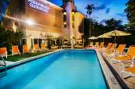 Swimming Pool Ocean Beach Club Hotel