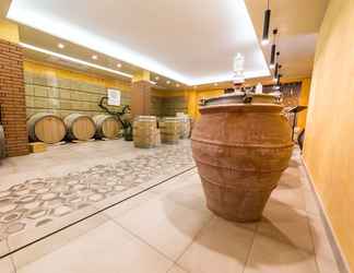 Lobby 2 Resort & Winery Bosco De Medici