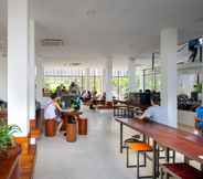 Restaurant 2 Onederz Hostel Siem Reap