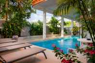 Swimming Pool Onederz Hostel Siem Reap