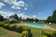 Swimming Pool St Ives Lodge