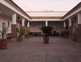 Lobby 2 Hotel Rural Arroyo La Plata by Bossh Hotels