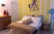 Kamar Tidur 5 Le Pinette Bed and Breakfast