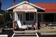 Exterior Overlander Motel