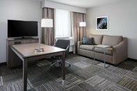 Ruang Umum Hampton Inn & Suites Hudson