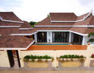 Bangunan 2 The Iris Pool Villa