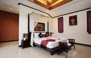 Kamar Tidur 2 The Iris Pool Villa