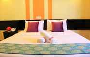 Phòng ngủ 3 Sun Inns Hotel Pasir Penambang