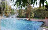 Swimming Pool 2 The IBNII Spa Resort
