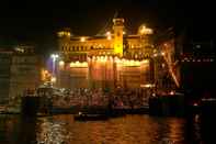 Exterior BrijRama Palace, Varanasi - By the Ganges