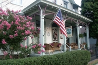 Exterior Inn At The Canal Bed & Breakfast