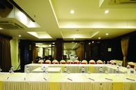 Functional Hall Seasons Hotels & Resorts