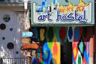 ภายนอกอาคาร Art Hostel