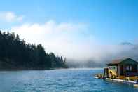 Swimming Pool Outlook Inn on Orcas Island