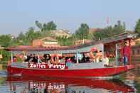 ภายนอกอาคาร Zaffer Group of Houseboats