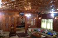 Lobby Zaffer Group of Houseboats