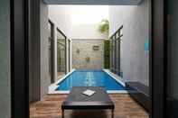 Swimming Pool Villa ballet