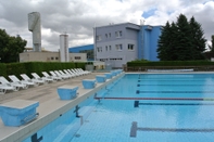 Swimming Pool Sport Hotel Sletiště