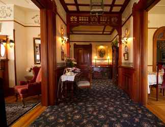 Lobby 2 Victoria's Historic Inn