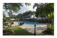 Swimming Pool Jehan Numa Palace Hotel