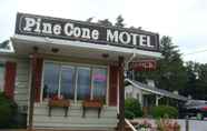 Exterior 2 Pine cone Motel