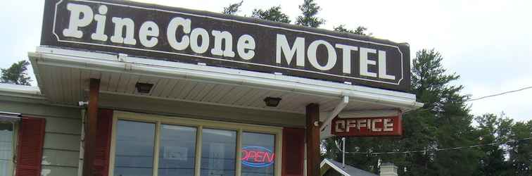 Exterior Pine cone Motel