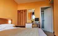 Bedroom 7 Hotel Leonardo