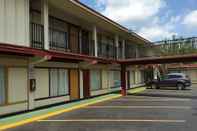 Common Space Budget Inn Winter Haven