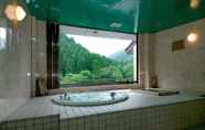 Phòng tắm bên trong 5 Minakamisanso