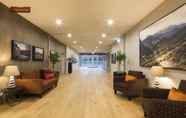 Lobi 6 Ramada Suites by Wyndham Queenstown Remarkables Park