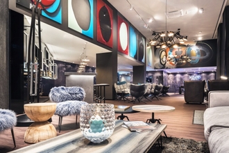 Lobi 4 Motel One Basel