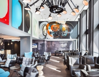 Lobi 2 Motel One Basel