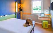 Bedroom 3 ibis budget Saint Martin de Crau Porte de Camargue