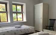 Kamar Tidur 5 Crawfield Grange