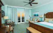 Kamar Tidur 3 The Henderson Beach Resort & Spa