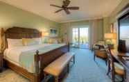 Kamar Tidur 5 The Henderson Beach Resort & Spa