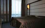 Kamar Tidur 4 Hotel Sunny Bay