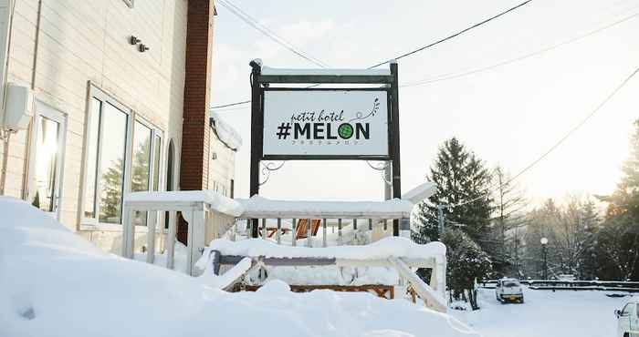 Bên ngoài petit-hotel #MELON Furano