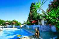 Kolam Renang Hotel Solimar