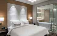 Bilik Tidur 7 Feathers - A Radha Hotel