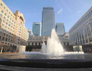 Exterior 2 Canary Wharf - Corporate Riverside Apartments