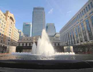 Exterior 2 Canary Wharf - Corporate Riverside Apartments