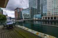 Kolam Renang Canary Wharf - Corporate River View Apartments