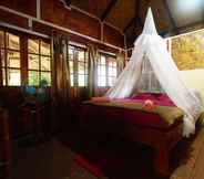 Kamar Tidur 6 Indra Valley Inn Bukit Lawang