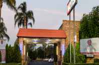 Luar Bangunan Centre Point Mid City Motor Inn