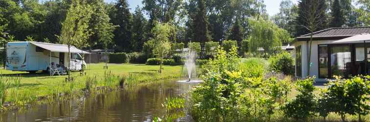 Bangunan TopParken Recreatiepark de Wielerbaan