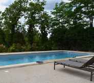 Swimming Pool 2 La Maison des Ocres